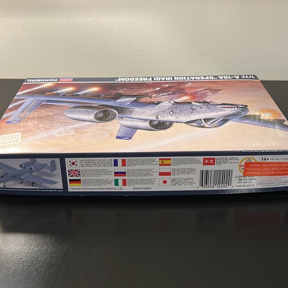 Academy A-10A “Operation Iraqi Freedom” Model Airplane - Picture 7 of 11